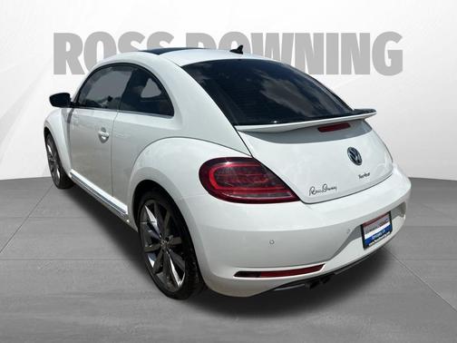 2018 Volkswagen Beetle 2.0T SE