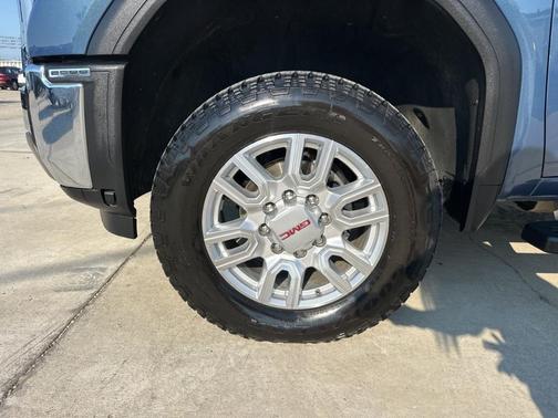 2024 GMC Sierra 2500 SLT