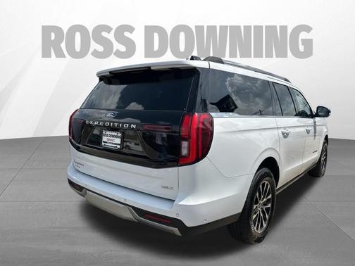 Oxford White 2025 Ford Expedition Max Platinum