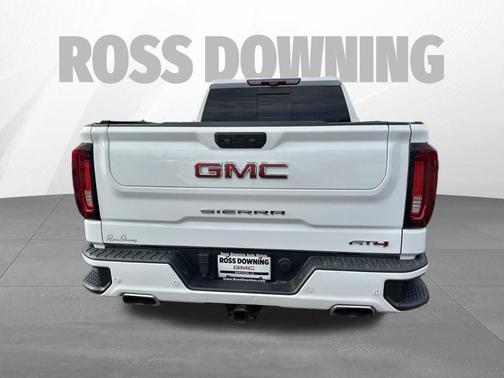 Summit White 2023 GMC Sierra 1500 AT4