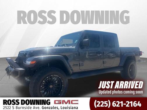2023 Jeep Gladiator Sport