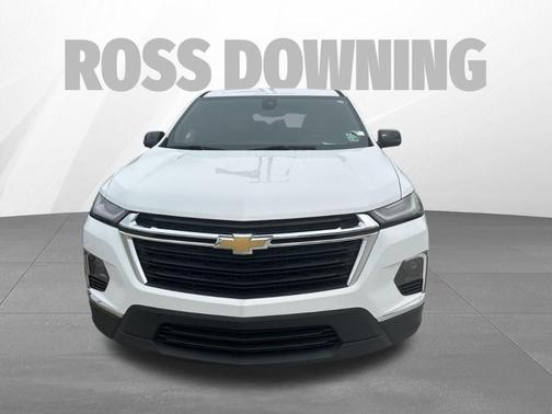 Summit White 2022 Chevrolet Traverse LS