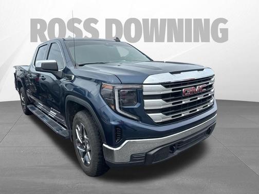 Pacific Blue Metallic 2023 GMC Sierra 1500 SLE
