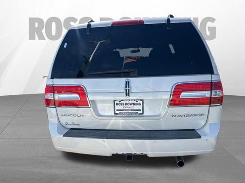 2012 Lincoln Navigator Base