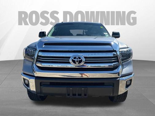 2017 Toyota Tundra SR5
