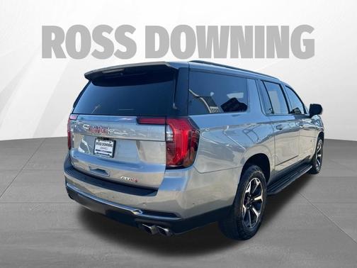 2025 GMC Yukon XL AT4