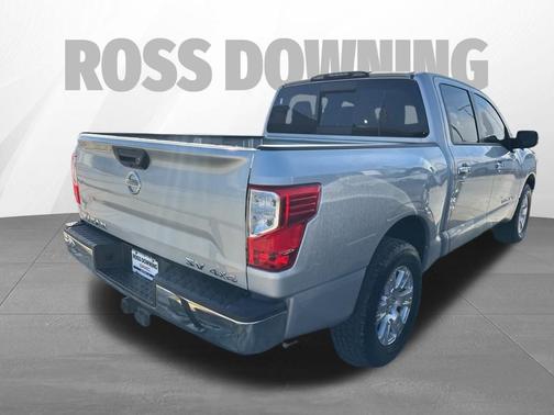 2018 Nissan Titan SV