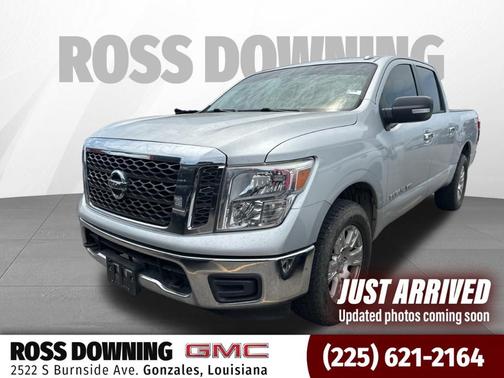 2018 Nissan Titan SV