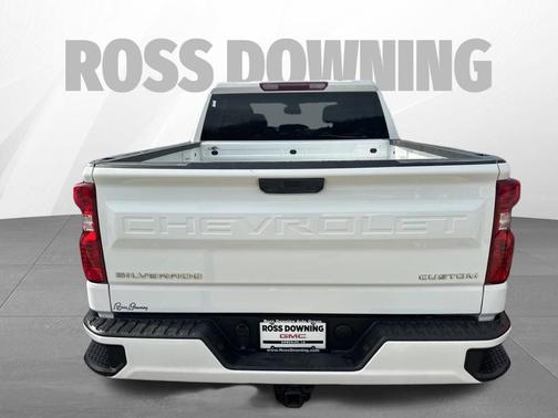 Summit White 2024 Chevrolet Silverado 1500 Custom