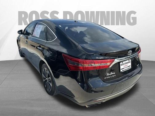2016 Toyota Avalon XLE