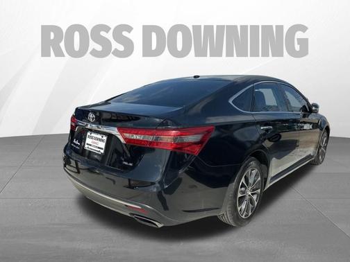 2016 Toyota Avalon XLE
