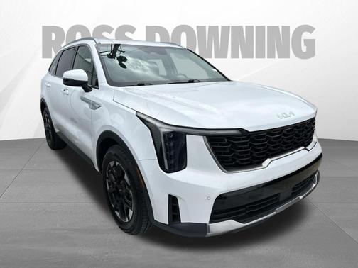 Glacial White Pearl 2024 Kia Sorento S