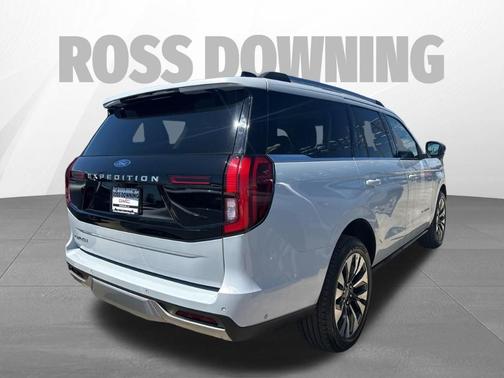 Silver Metallic 2025 Ford Expedition Platinum