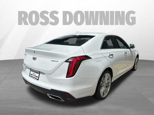 2023 Cadillac CT4 Premium Luxury