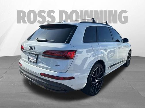 2022 Audi Q7 55 Prestige
