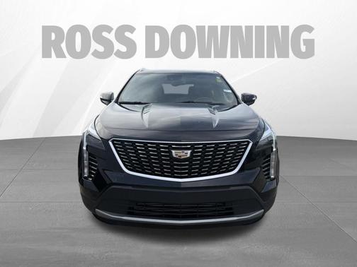 Stellar Black Metallic 2023 Cadillac XT4 Premium Luxury