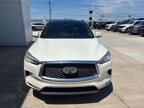 Majestic White 2019 INFINITI QX50 ESSENTIAL
