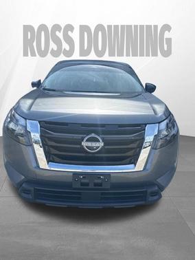 Gun Metallic 2025 Nissan Pathfinder S