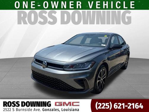 Platinum Gray Metallic 2025 Volkswagen Jetta 1.5T Sport