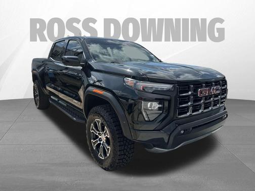 Onyx Black 2024 GMC Canyon AT4