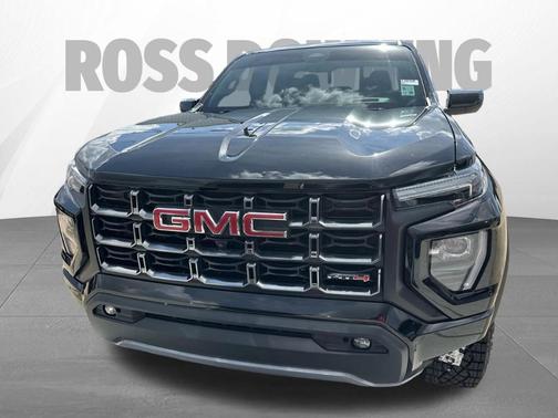 Onyx Black 2024 GMC Canyon AT4