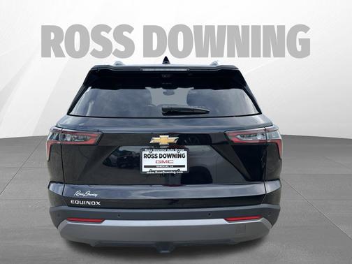 Mosaic Black Metallic 2025 Chevrolet Equinox LT