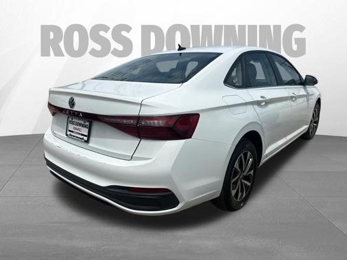 Pure White 2025 Volkswagen Jetta 1.5T S