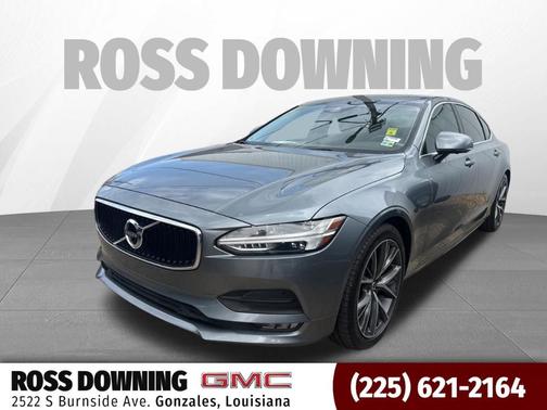 2020 Volvo S90 T6 Momentum