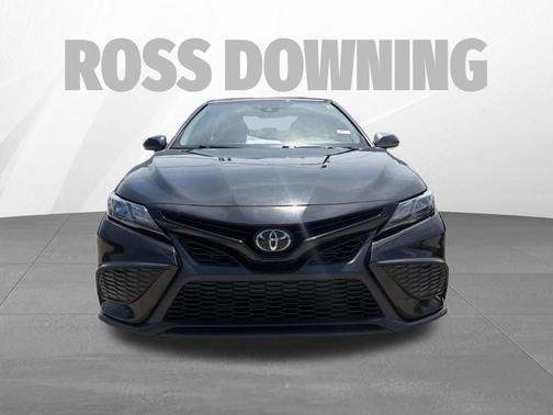 Midnight Black Metallic 2024 Toyota Camry SE