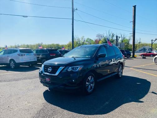 2019 Nissan Pathfinder SV