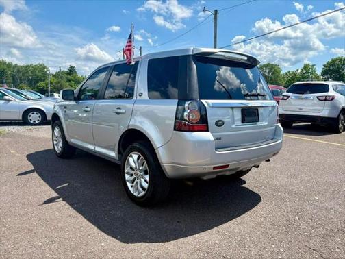 2014 Land Rover LR2 HSE Sport Utility 4D