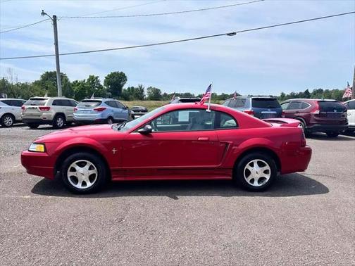 2000 Ford Mustang Base
