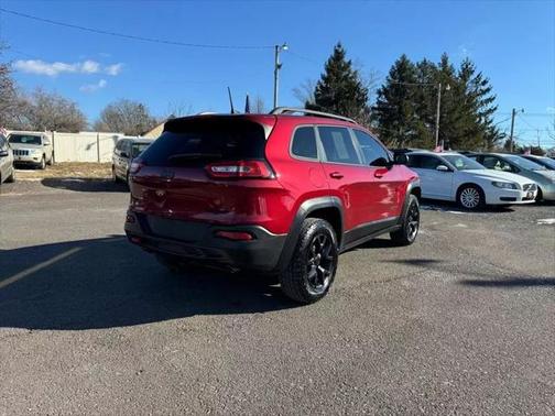 2016 Jeep Cherokee Sport