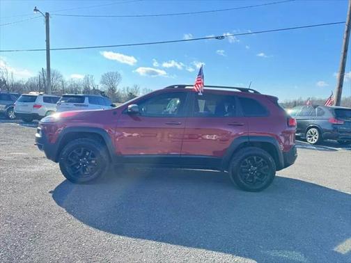 2016 Jeep Cherokee Sport