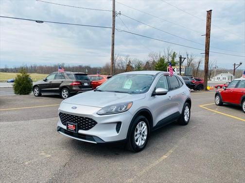 2020 Ford Escape SE