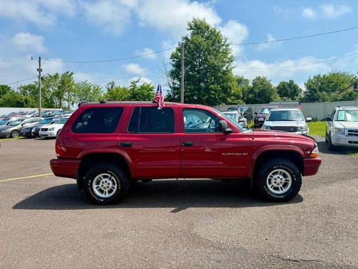 Red 2000 Dodge Durango Sport