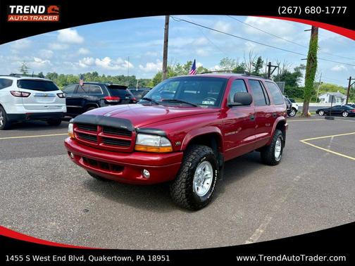 Red 2000 Dodge Durango Sport