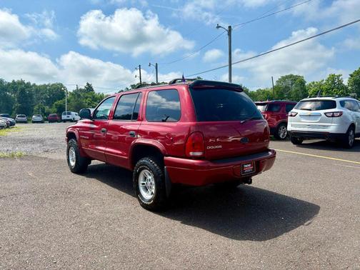 Red 2000 Dodge Durango Sport