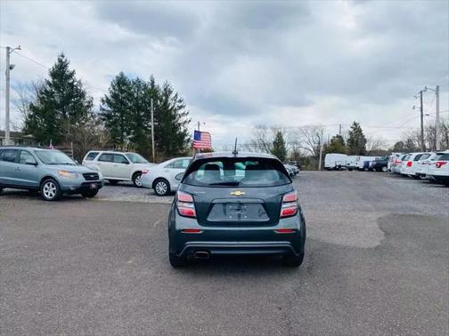 2020 Chevrolet Sonic FWD Hatchback 1FL 5-Door