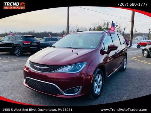 2017 Chrysler Pacifica Touring-L