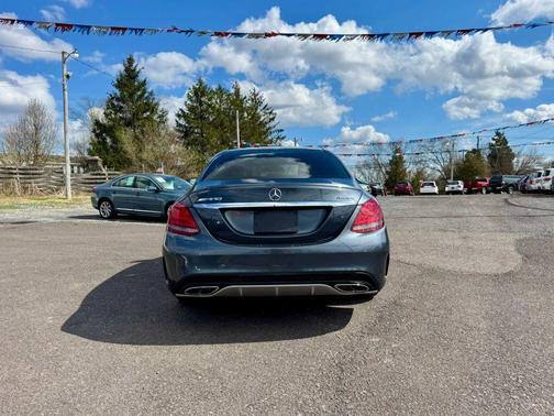 Steel Gray Metallic 2016 Mercedes-Benz C-Class 4MATIC