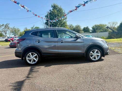 2020 Nissan Rogue Sport SV