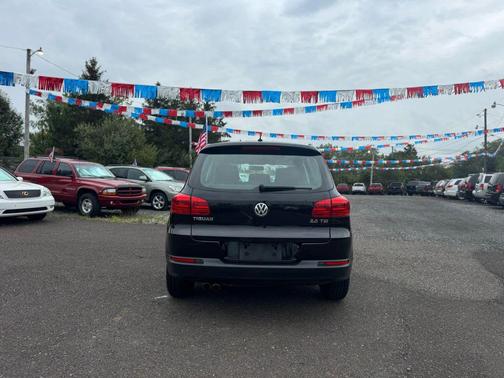 2012 Volkswagen Tiguan S