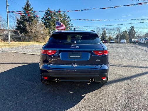 2017 Jaguar F-PACE 35t Prestige