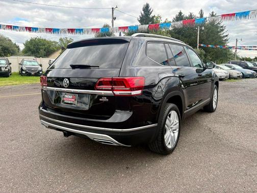 Deep Black Pearl 2019 Volkswagen Atlas 3.6L SEL