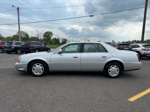 2000 Cadillac DeVille Base
