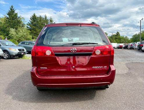 2010 Toyota Sienna CE