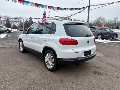 2015 Volkswagen Tiguan 2.0T SE 4MOTION
