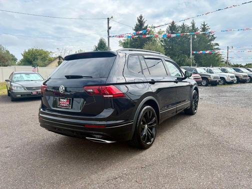 2021 Volkswagen Tiguan 2.0T SE R-Line Black