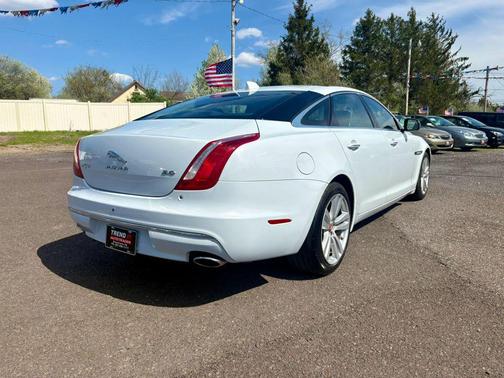 2016 Jaguar XJ XJL Portfolio